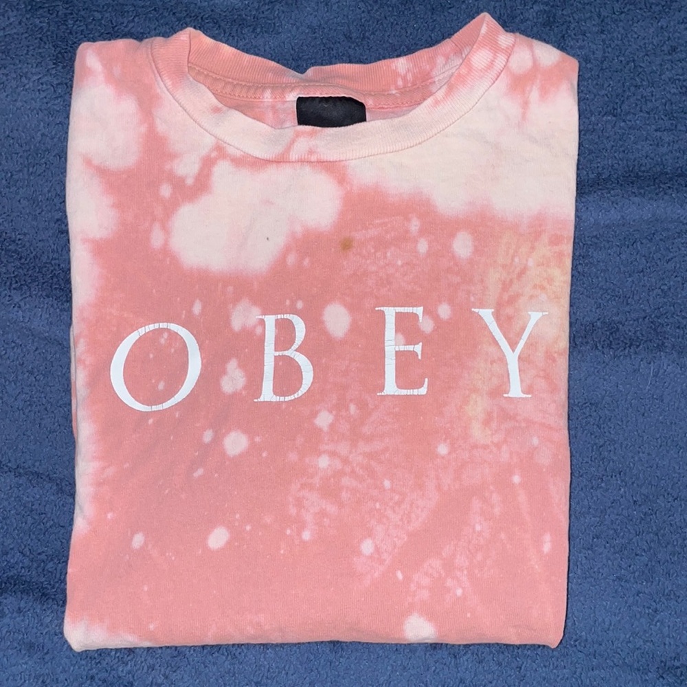 Obey Tee